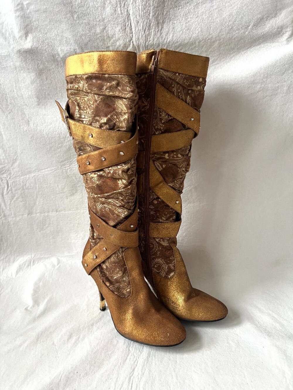 Vintage y2k Baby Phat boots size 9 gold leather paisley stiletto rhinestones
